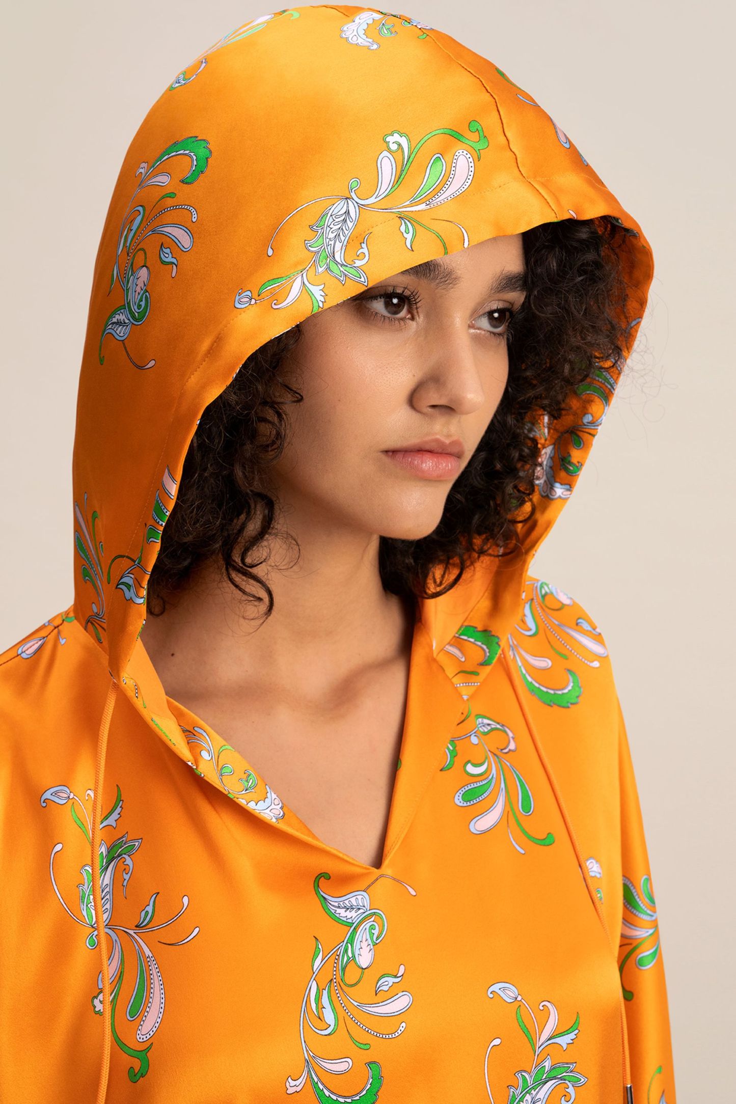 #color_Orange-Paisley