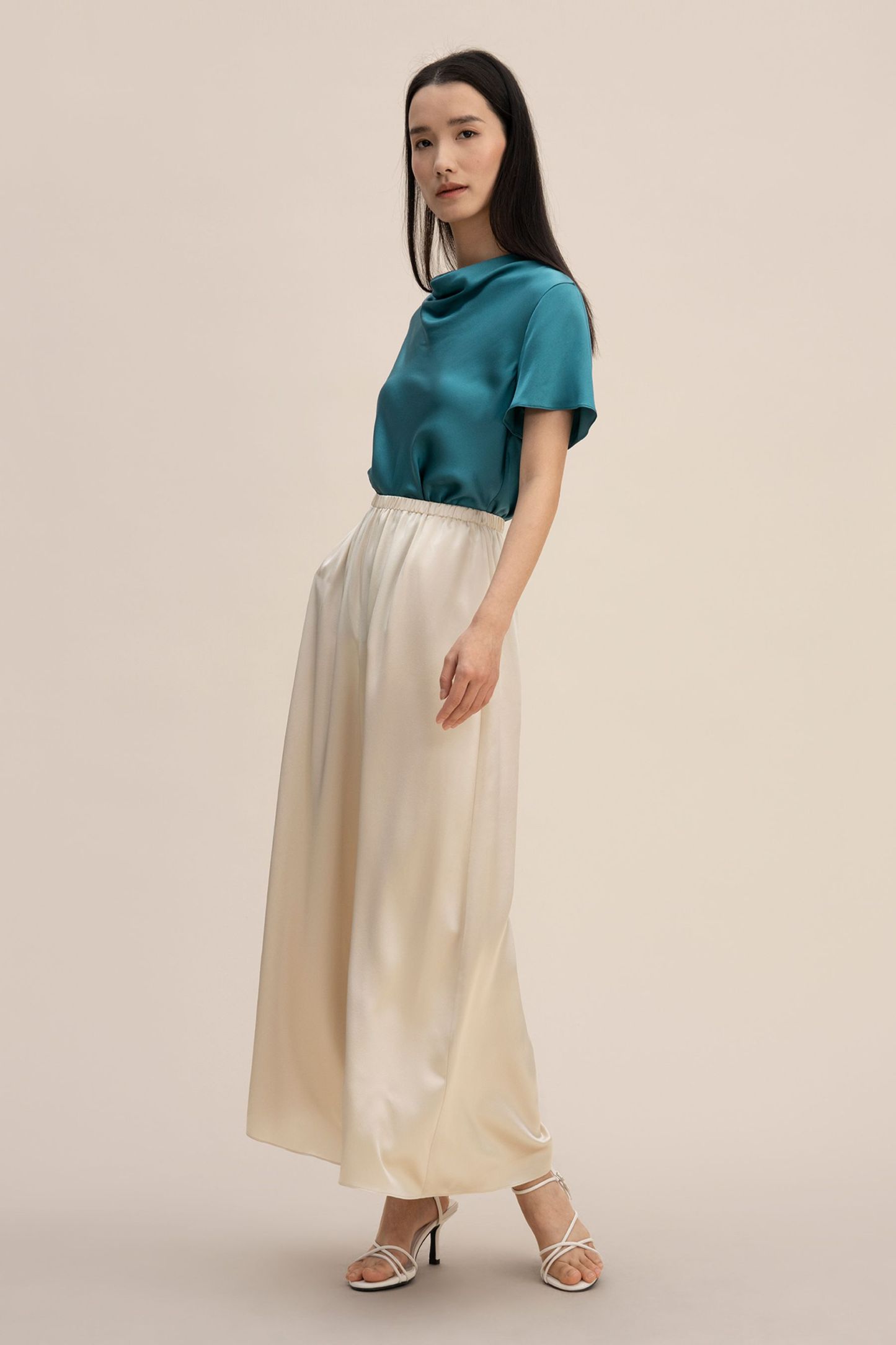 #color_Or de gravier