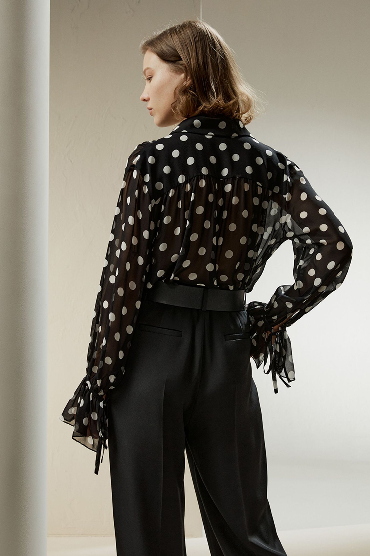 #color_Points Blancs Sur Noir