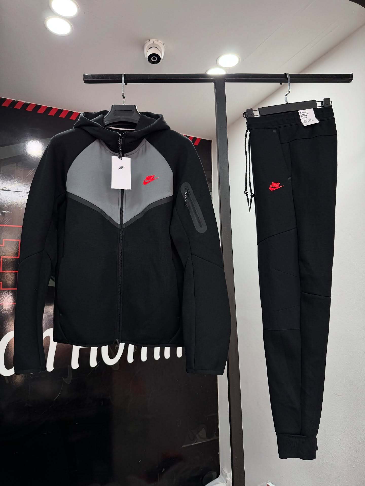 【Up to 59% off！】Conjunto Tech Fleece