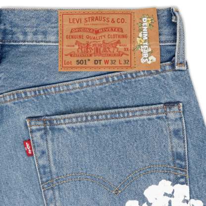 【Up to 59% off！】 Cotton Wreath Jeans Light Wash