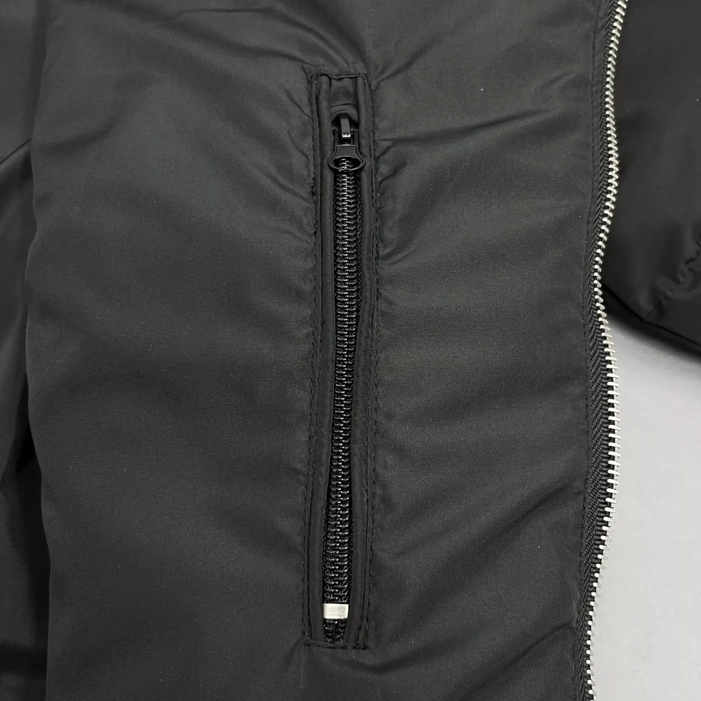 Corvidae Puffer Vest Jacket Black