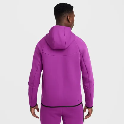 Conjunto Sportswear Tech Fleece