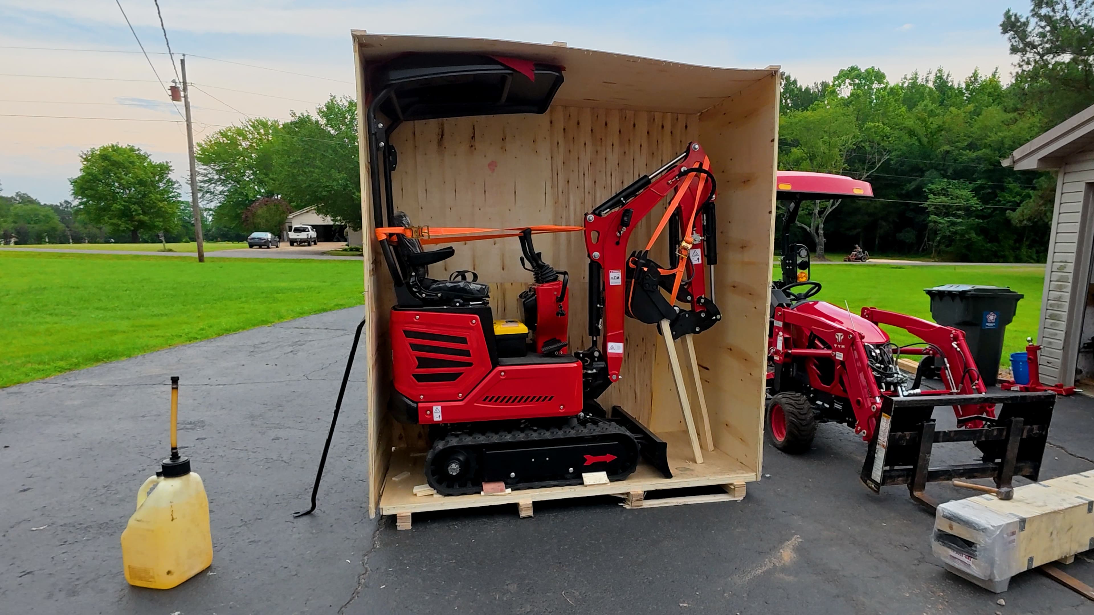 MEC10 mini excavator review photo 18