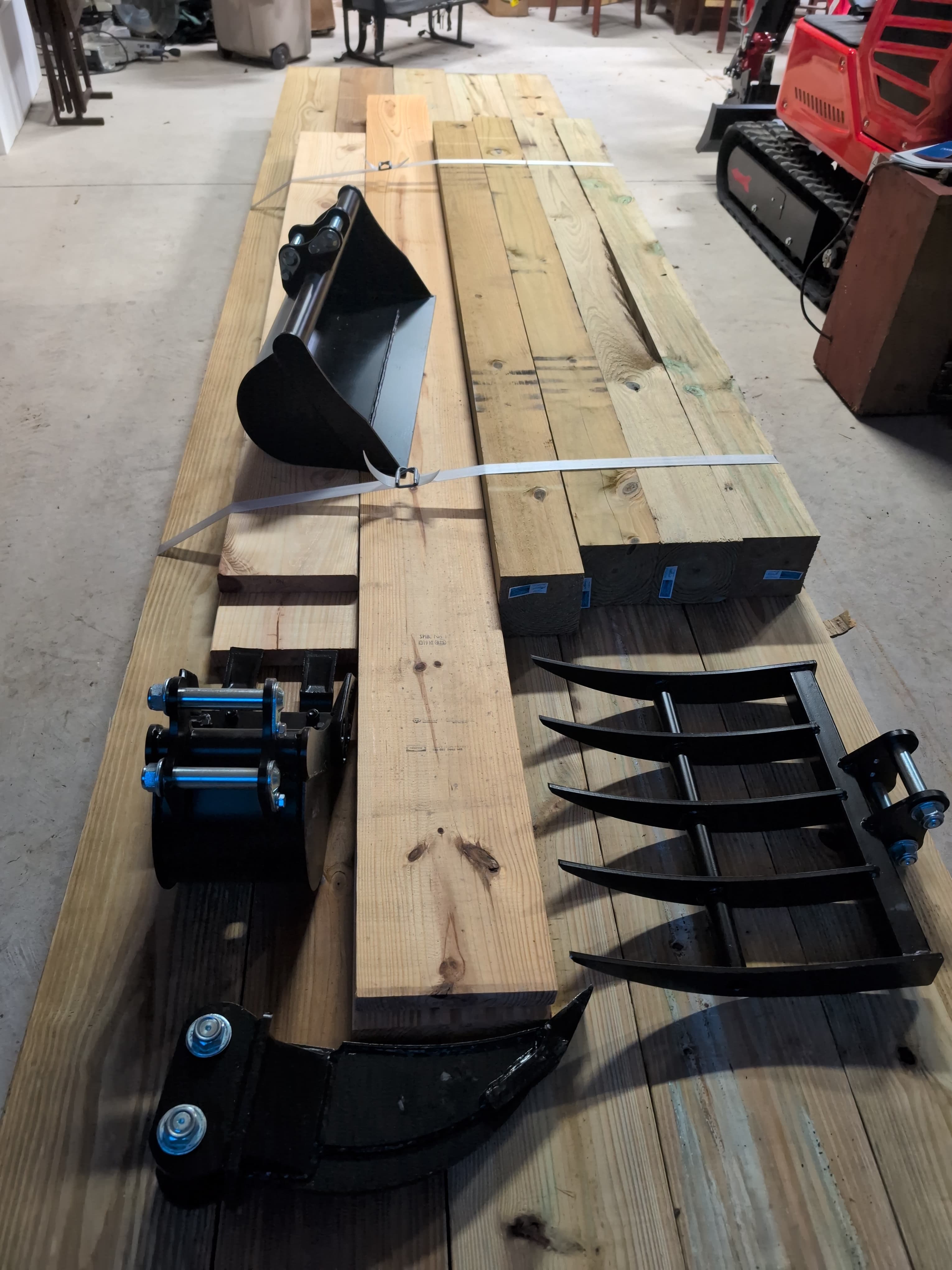 MEC10 mini excavator review photo 16