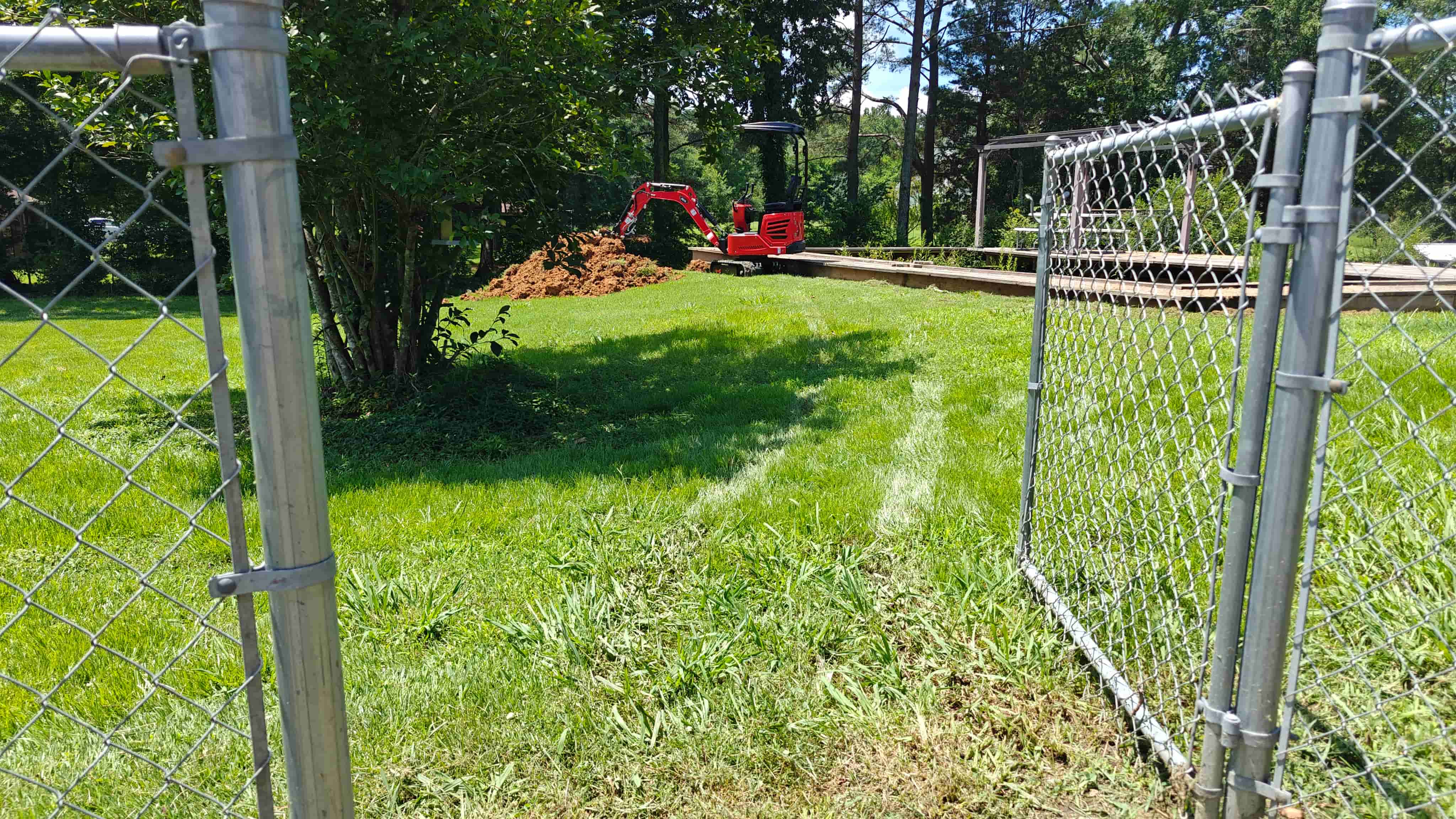 MEC10 mini excavator review photo 20