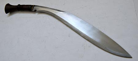 an antique Sirupate khukuri