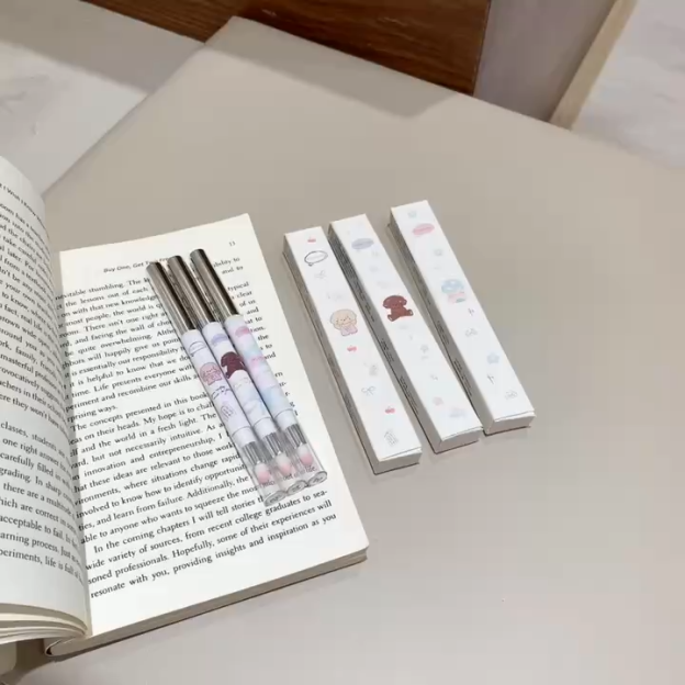 Cappuvini CP245 Double-Ended Eyeliner