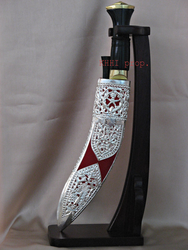 Kothimora khukuri set vertical stand