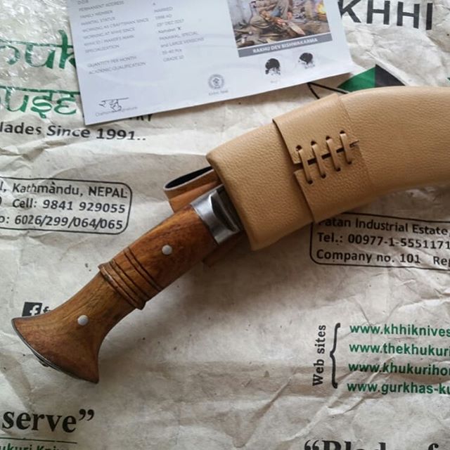 handle & sheath view 