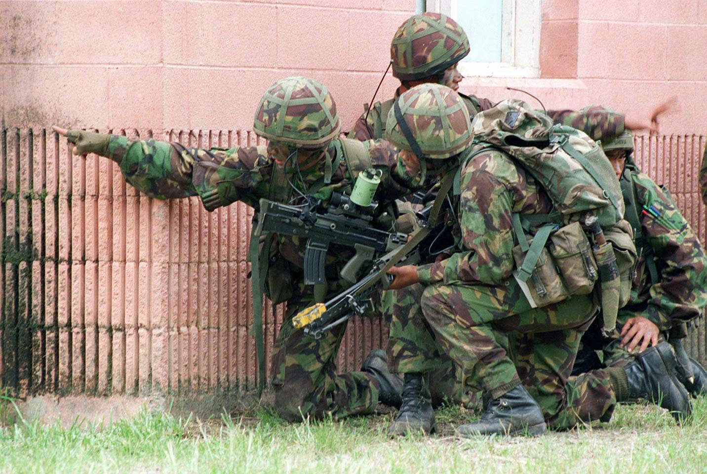 Gurkha solder carrying Camouflaged Kukri during exercise