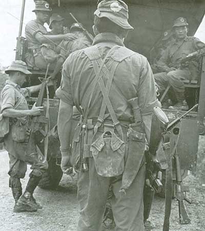 a camouflaged kukri, Borneo ca 1965