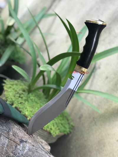 savior kukri knife