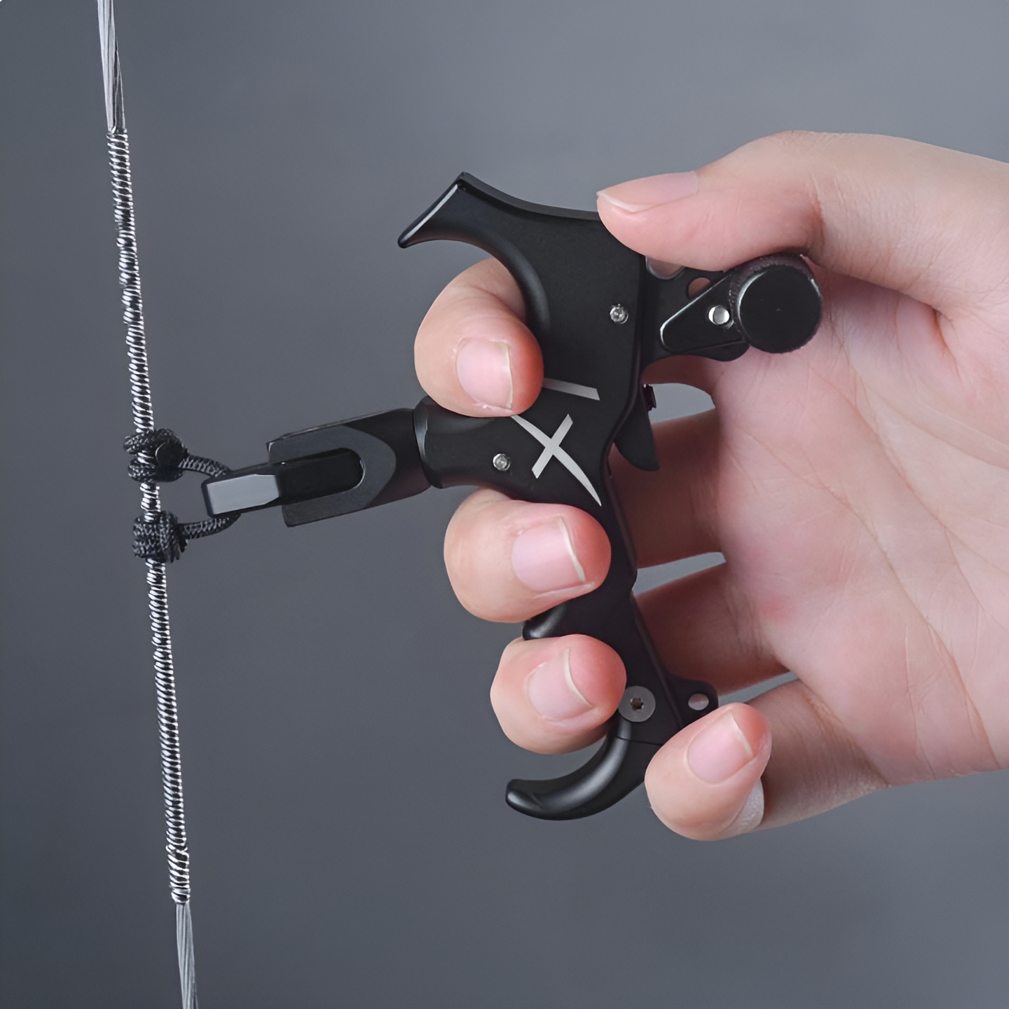 YUOUY Compound Bow Thumb Bow Release, 3&4 Finger Grip Adjustable Archery Release Aids, for Both Right and Left Handers, for Both Youth and Adults, Adjustable Sensitivity and Angle
