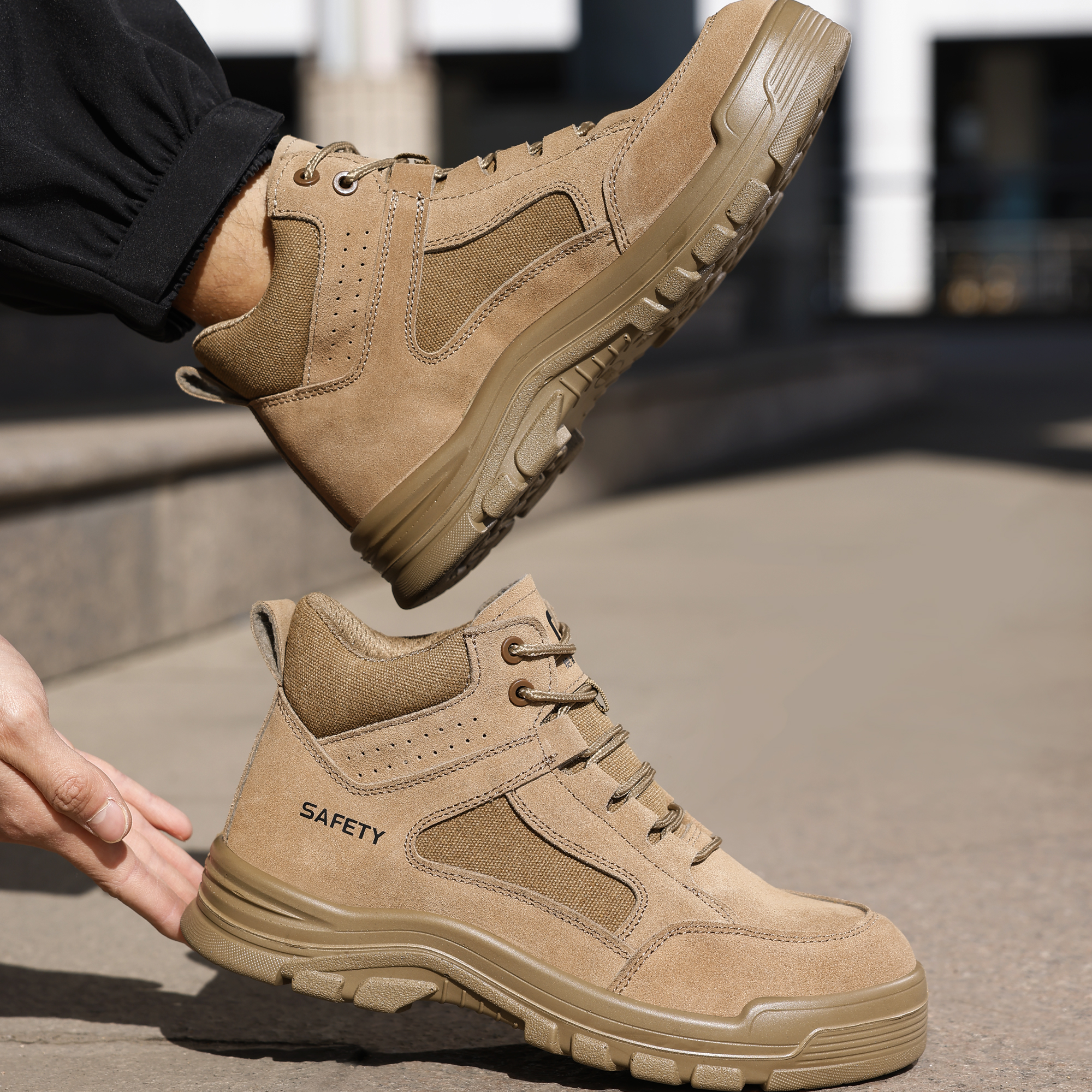 Brown summer breathable wear resistant steel toe safety shoes