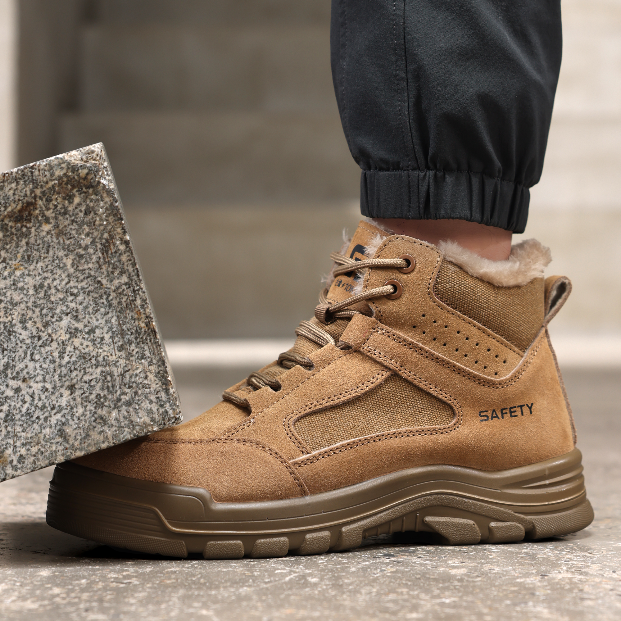 Brown summer breathable wear resistant steel toe safety shoes