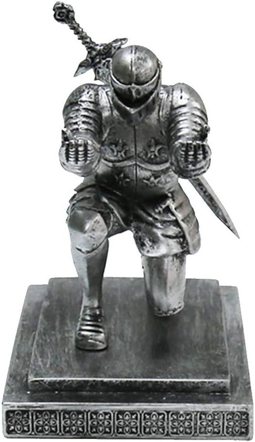Knight Pen Holder