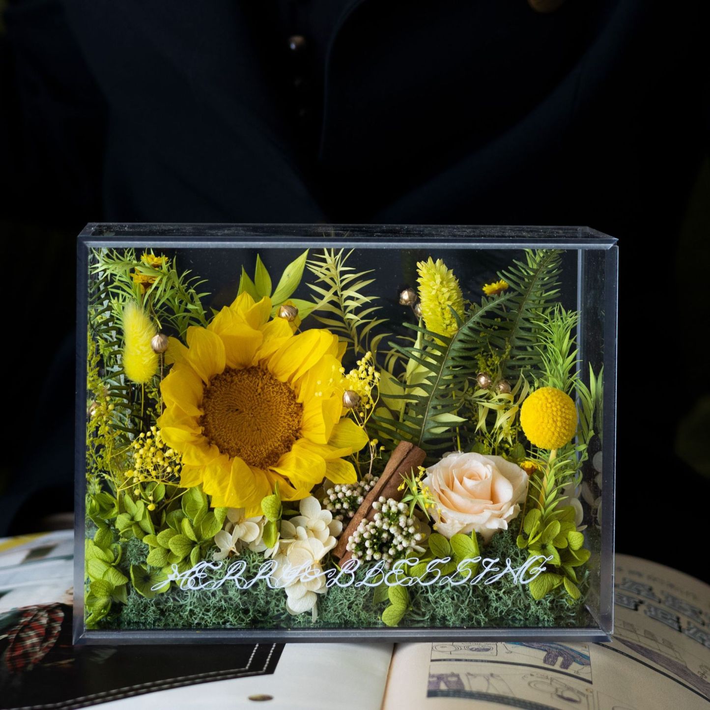 🌹Acrylic everlasting flower gift box🌹