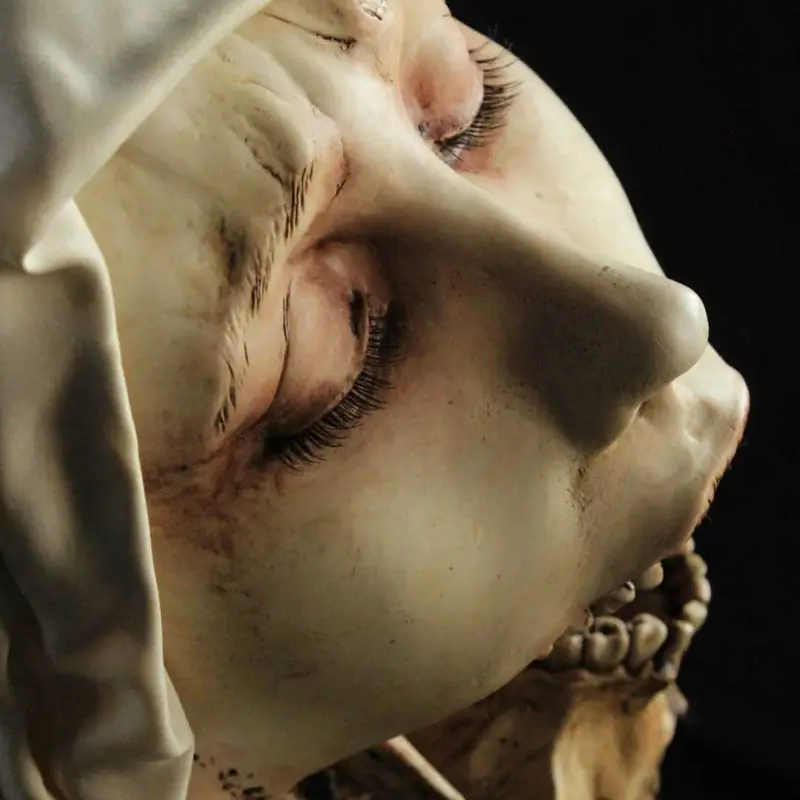 Transfiguratio Mortis Statue