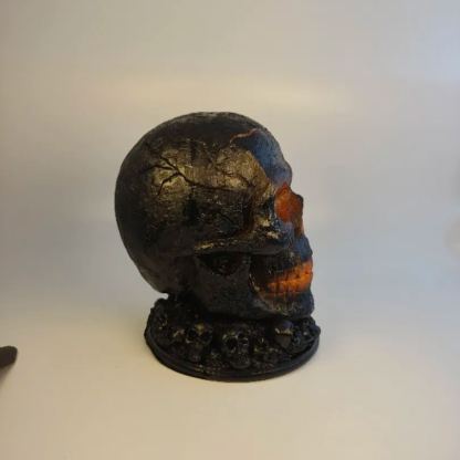 Lava Stone Skull Lamp