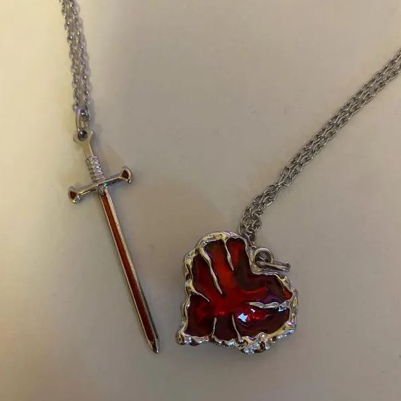 [Copy]Gold/ Silver-plated Heart & Sword Couples Necklace Set