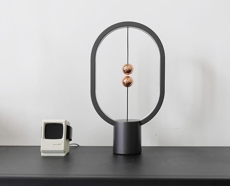 MDRN Magnetic Suspension Lamp