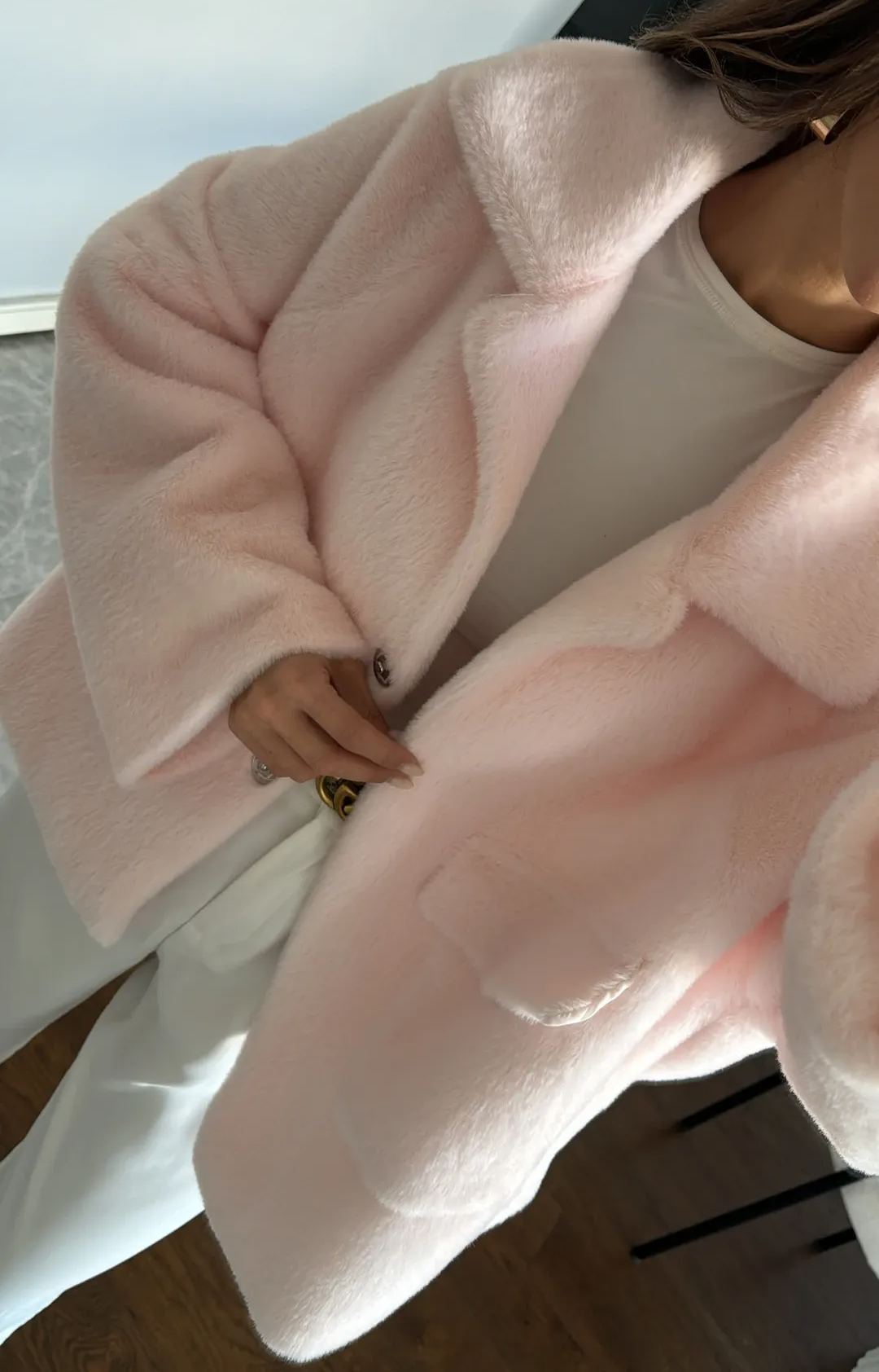 Lined Pocket Detailed Fur