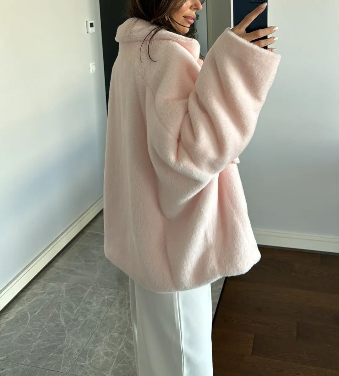 Lined Pocket Detailed Fur