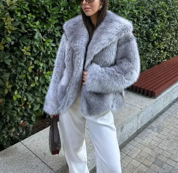 Grey Transitional Premium Fur