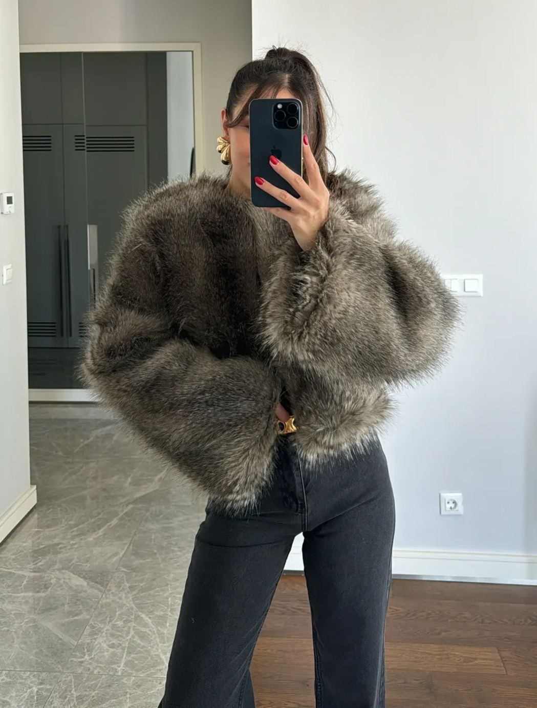 Design Grey Short Fur
