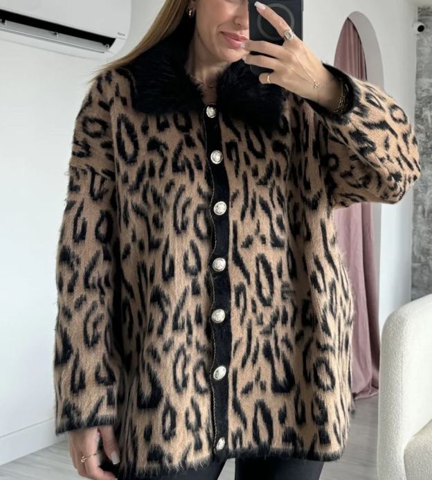 Black Fur Collar Gold Buttoned Cardigan