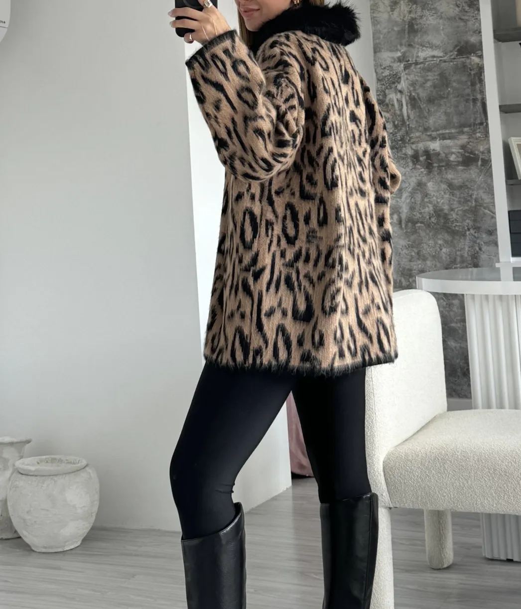 Black Fur Collar Gold Buttoned Cardigan