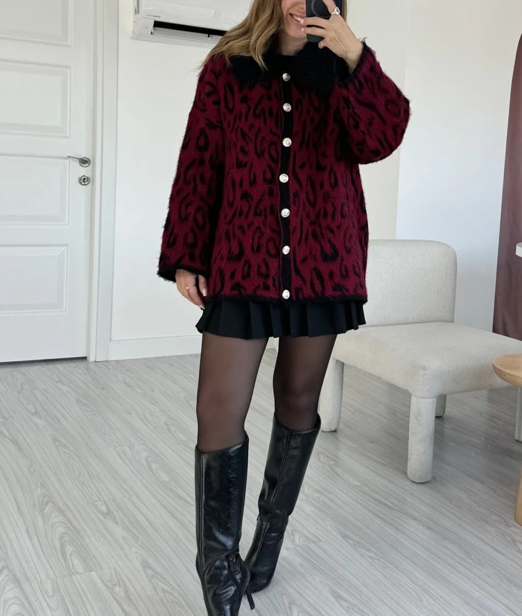 Burgundy Fur Collar Gold Buttoned Cardigan