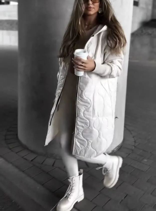 Chaqueta acolchada con puños laberínticos