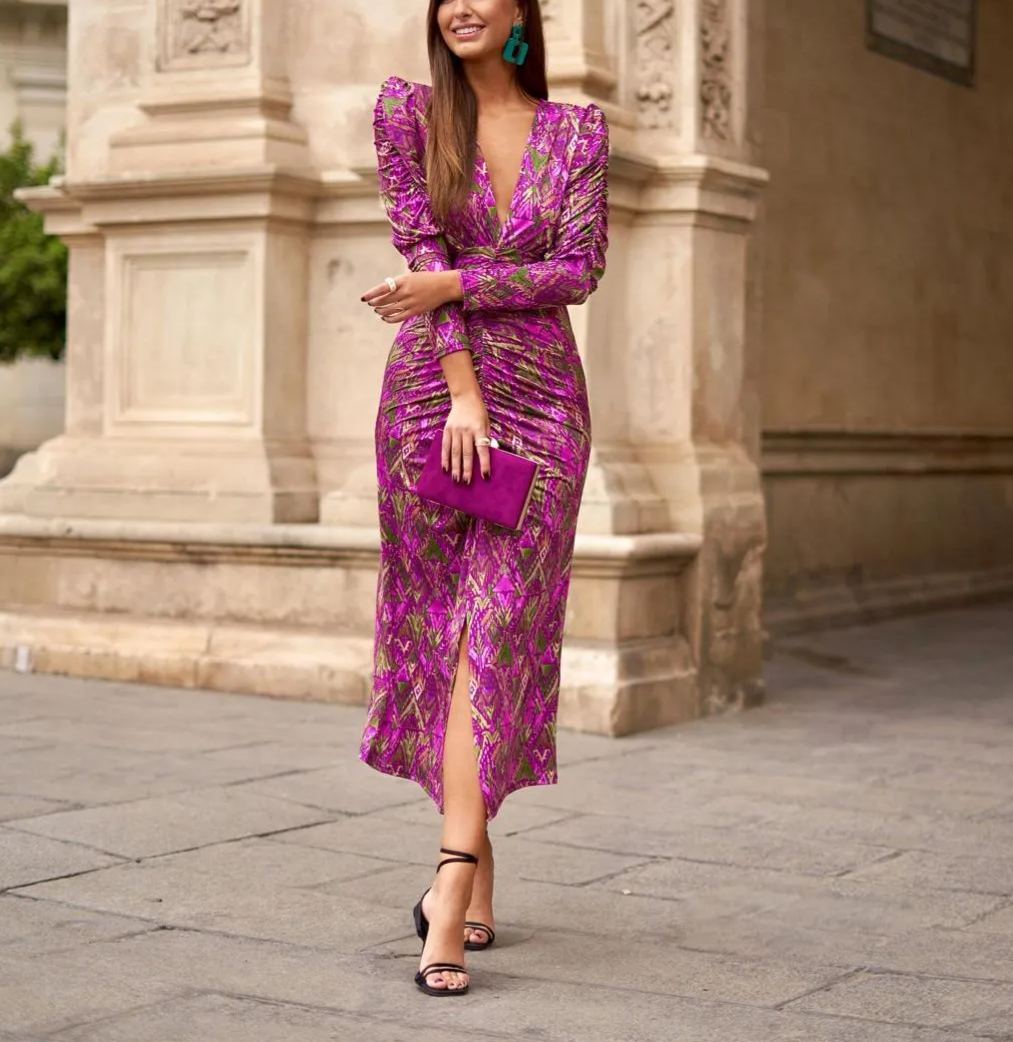 Vestido morado con flores