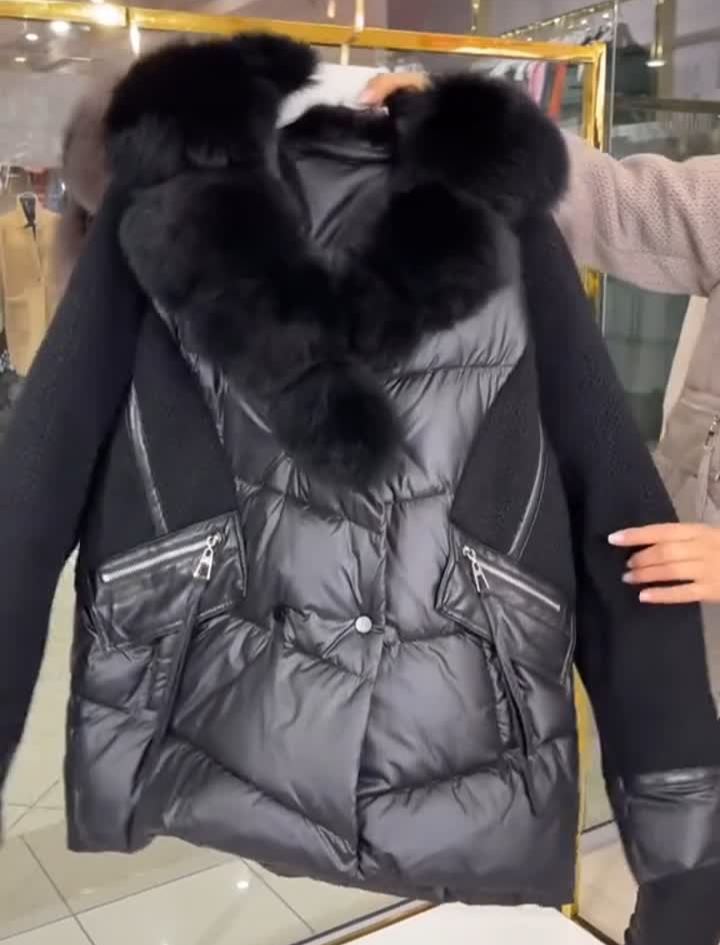 Exquisite light gray down jacket