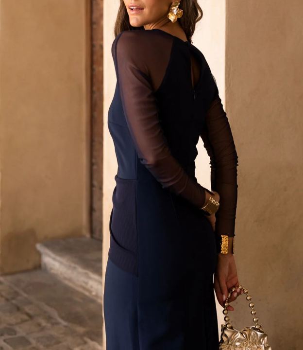 Long-sleeved navy blue tulle midi dress