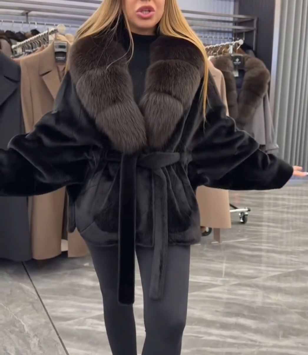 Vintage Glam Black Faux Fur Collared Coat