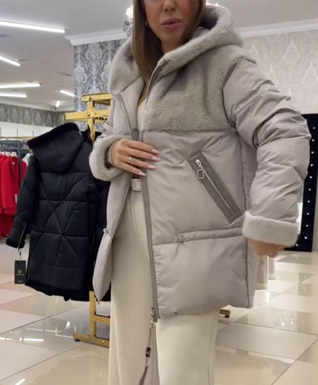 Urban Casual Gray Down Jacket with Faux Fur Accent