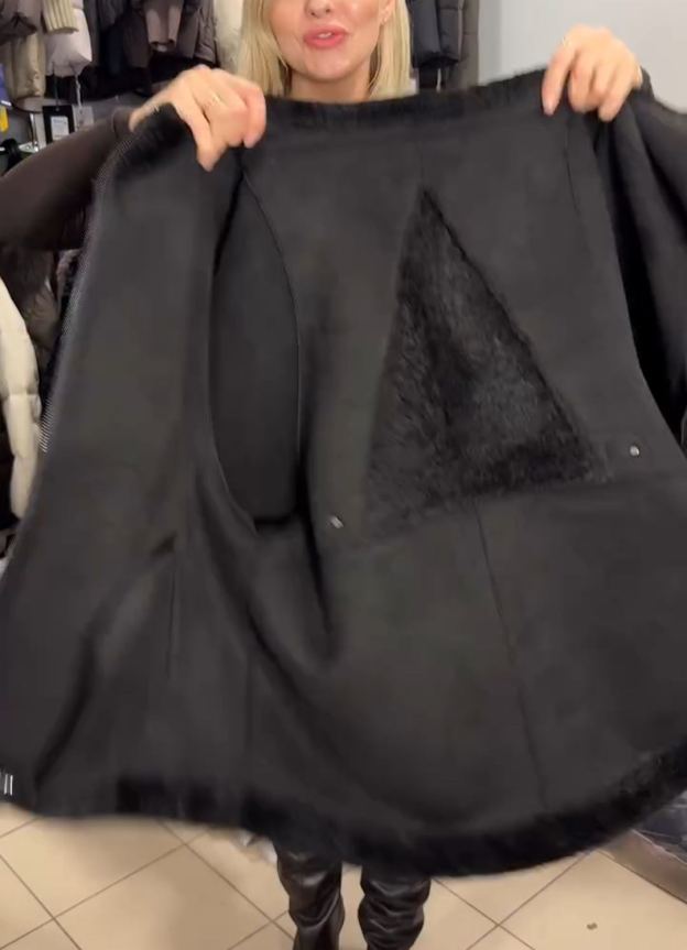 Vintage Functional Black Faux Fur Jacket with Zipper Details