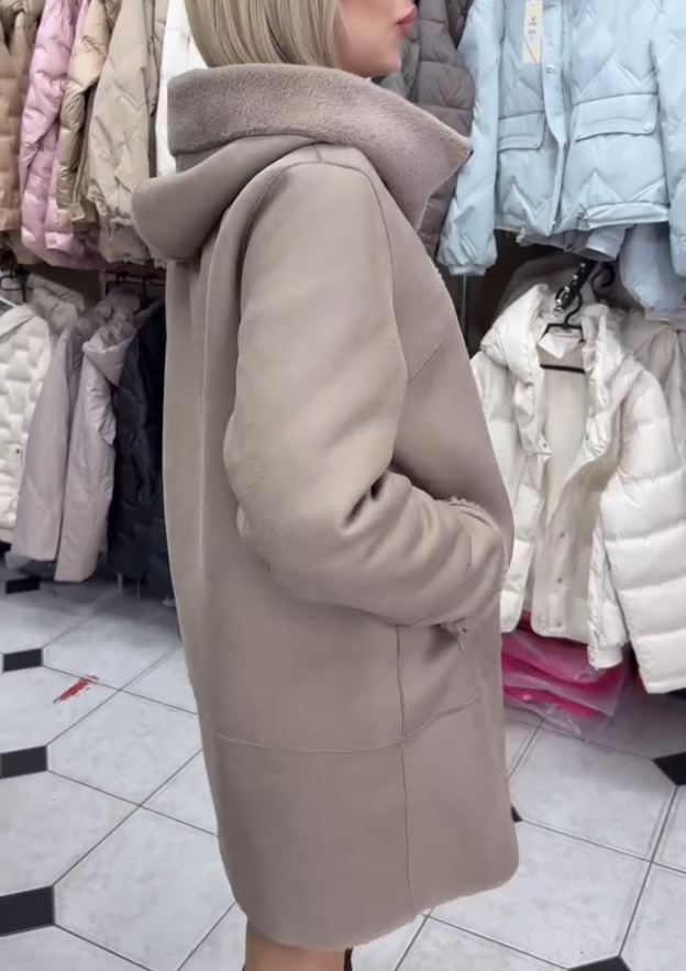 Light Luxury Reversible Beige Faux Fur & Suede Coat