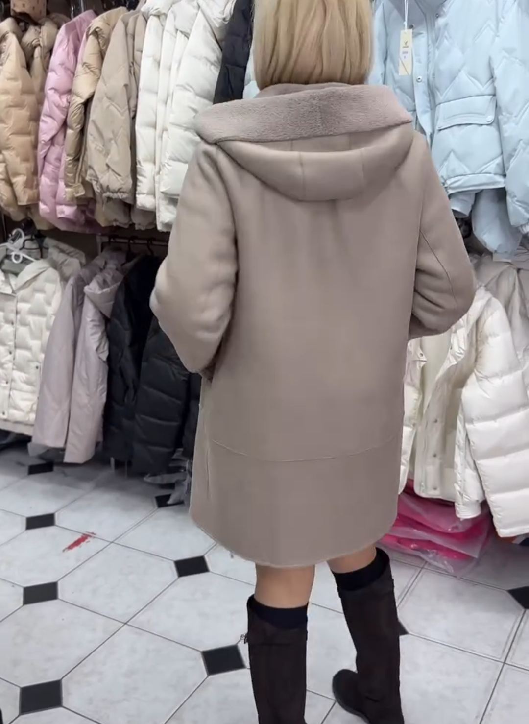 Light Luxury Reversible Beige Faux Fur & Suede Coat