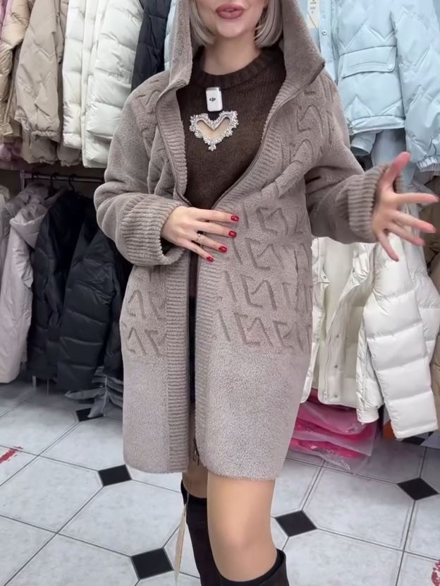 Light Luxury Reversible Beige Faux Fur & Suede Coat