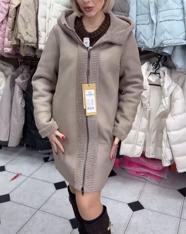 Light Luxury Reversible Beige Faux Fur & Suede Coat