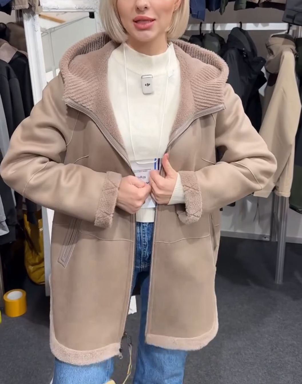 Light Luxury Diamond-Quilted Reversible Beige Coat