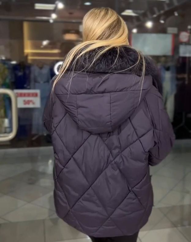 Fashion Premium Purple Down Jacket with Faux Fur Accent