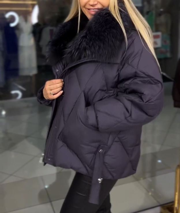 Fashion Premium Purple Down Jacket with Faux Fur Accent