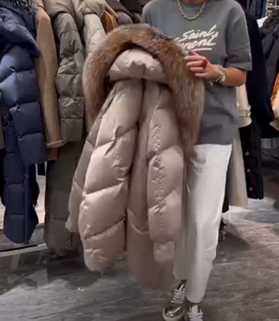 Stylish Down Coat with Faux Fur Trim
