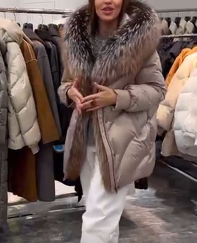 Stylish Down Coat with Faux Fur Trim