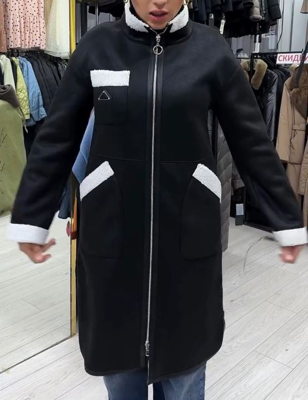 Fashion Functional Reversible Black-White Shearling Coat